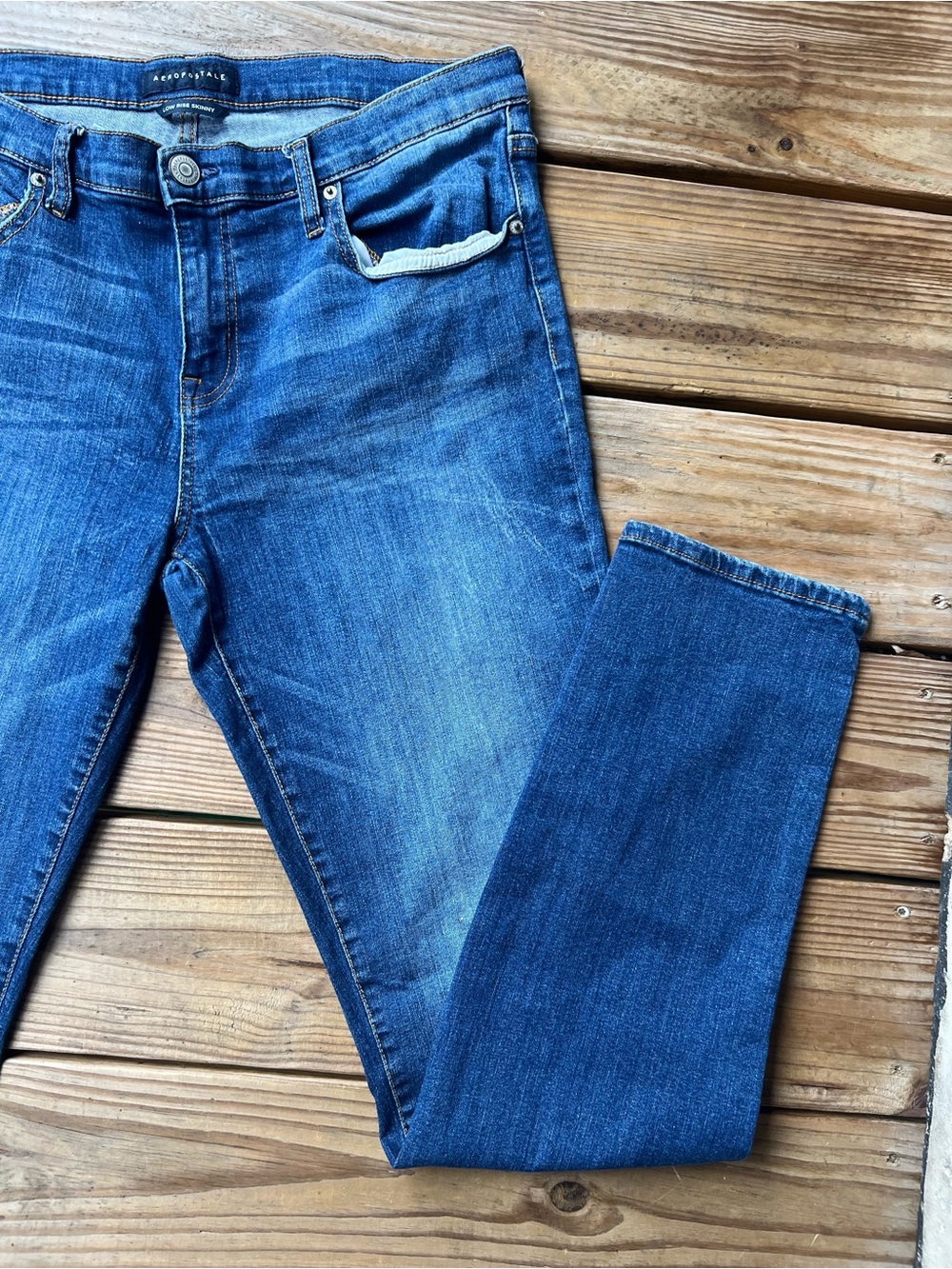 Aeropostale Low Rise Skinny Dark Wash Denim Jeans Size 16L - Picture 4 of 9